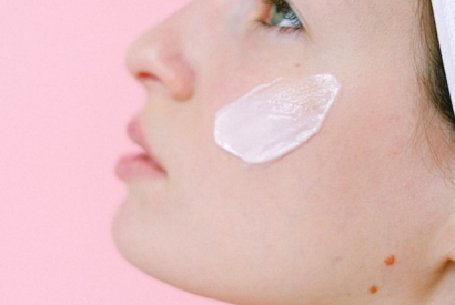 Cum să realizezi o detoxifiere corectă a pielii? Sfaturile noastre pentru toamnă