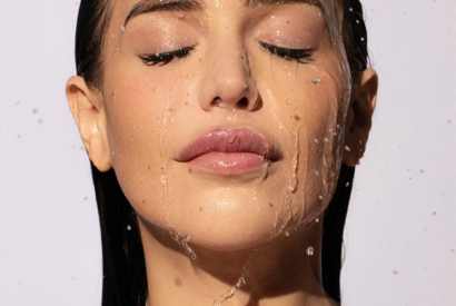 Exfoliant facial de casă : Cele 8 rețete naturale ale noastre de făcut acasă