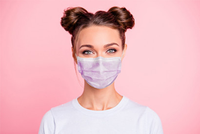 MASKNE : Mi-au apărut coșuri mici din cauza purtării măștii